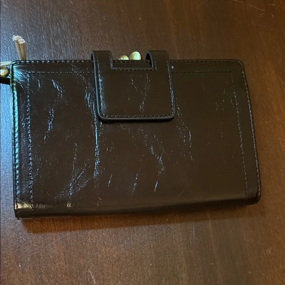 HOBO VIOLET BLACK LEATHER WRISTLET